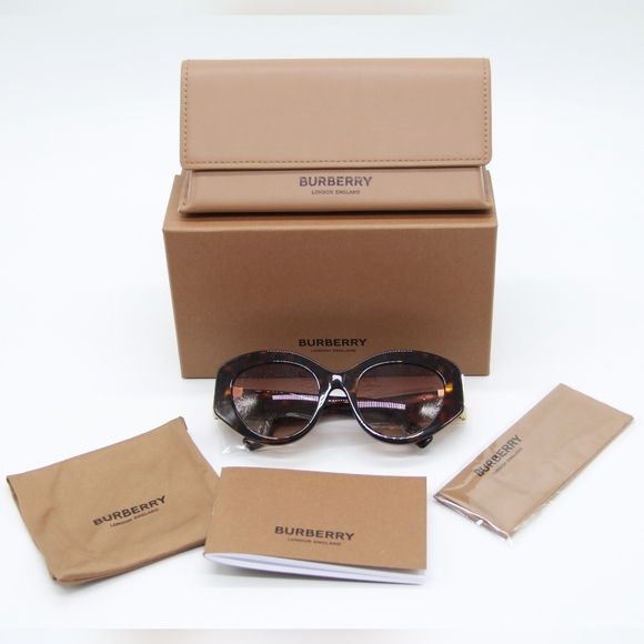 NEW BURBERRY SOPHIA BE4361 3002/13 WOMEN SUNGLASSES BURBERRY BE4361 300213 - Picture 11 of 11